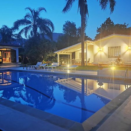 Domus Orestea Luxury Suites Palermo Buitenkant foto